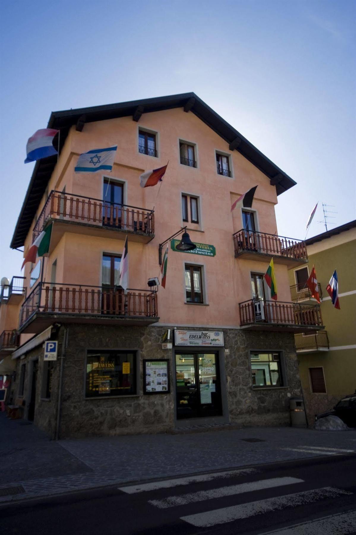 B&B Edelweiss Castione della Presolana Eksteriør bilde